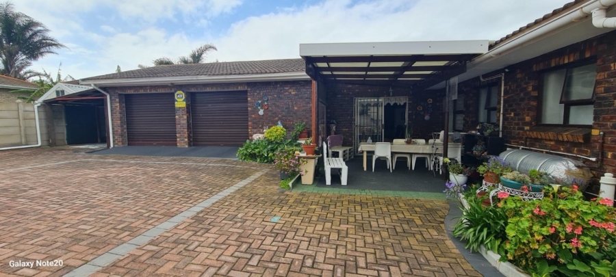 3 Bedroom Property for Sale in Noorsekloof Eastern Cape